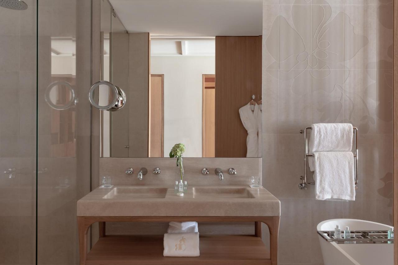 Royal Champagne Hotel & Spa Champillon ภายนอก รูปภาพ